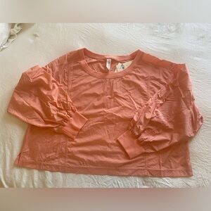 NWT Anthropology top